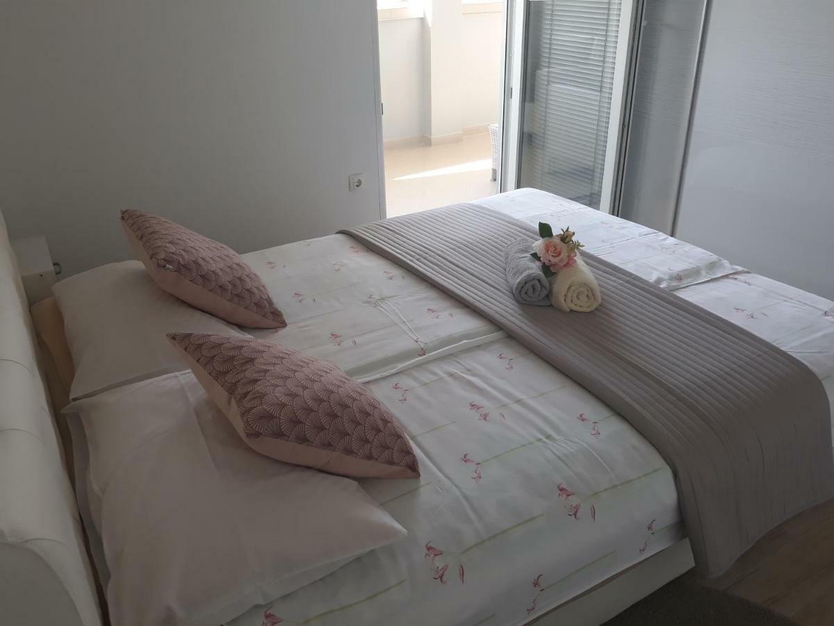 Apartma Solmar 메덜린 외부 사진