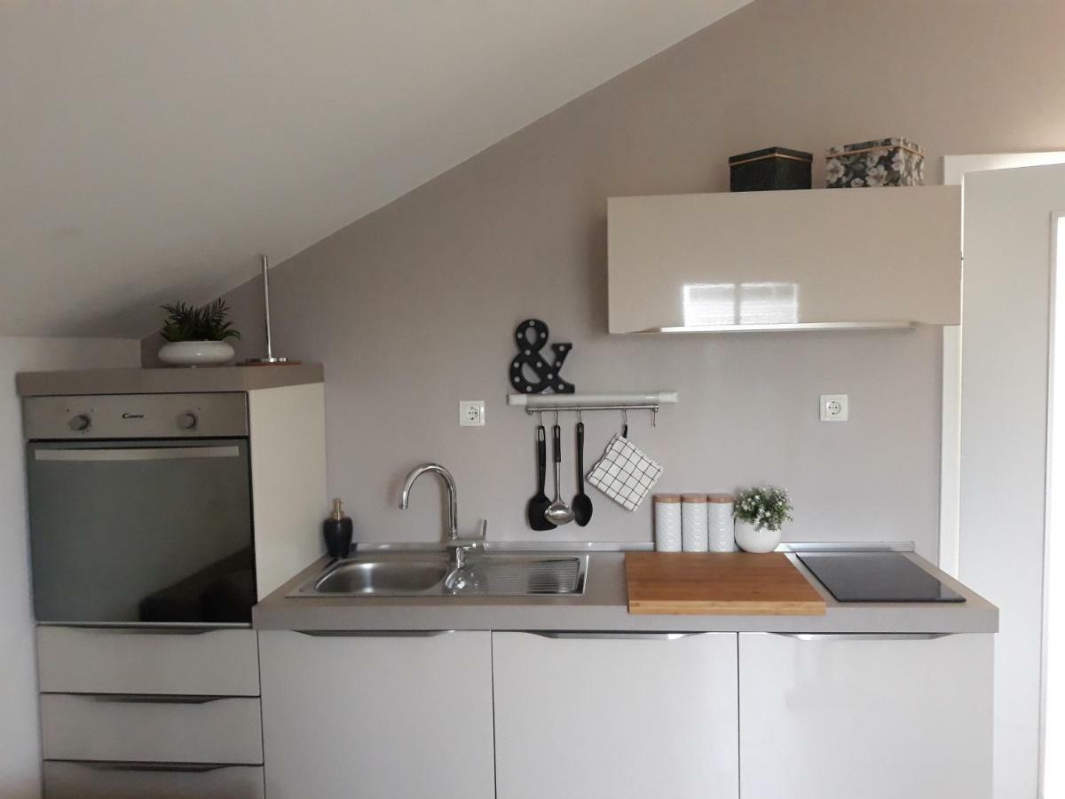 Apartma Solmar 메덜린 외부 사진
